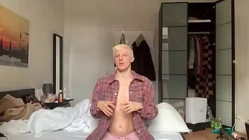 Play Sissy is always hungry for raw cock
