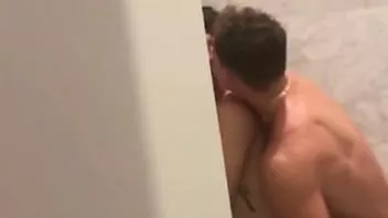Play Guys fucking in the shower onlyfans