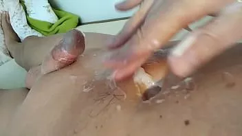 Play Sexy masturbation with sperm in belly button