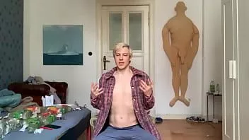 চালান সিসি সবসময় কাঁচা মোরগ জন্য ক্ষুধার্ত