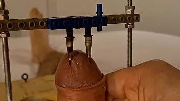 চালান ককহেড, আনন্দ বোর্ডে সূঁচ