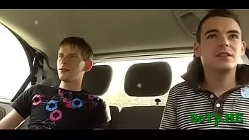 play Neuken in een auto buiten de beperkingen