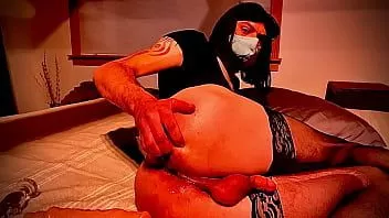 play Lingerie femboy giocherellando e spalancando il culo duro