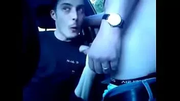 Reproducir Buddy me la chupa en su auto en el parque