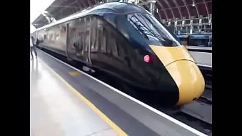 Afspelen Train toilet wank en cum op gwr klasse 800 seks begint rond 2.30