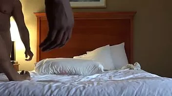 Reproducir Follada por downlow dl discreto hombre de mantenimiento del hotel