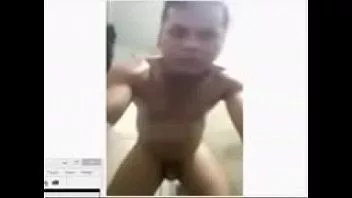 play Schandaal ep 2 * shariful * homo uit Bangladesh werkt in Bahrein hete masturbatie en kusjes