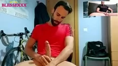 Play Muscular Euro Guys Zeus Ray and Magic Javi Get Off in a Hot Chat Session