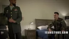 Putar Tentara berotot tidak bisa menahan aksi hardcore mengamuk dan keledai besar