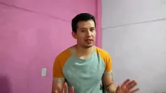 Oynat Kabine İlk Kez: Büyük Penisli Eşcinsel Arkadaşım ve Onlar Bizi Gözetlerken Ben Sikişiyorum! Seks Hikayesi