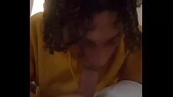 play Twink sluipt pornstarlilwaltdaddy binnen om zijn lul te zuigen en werd bijna betrapt